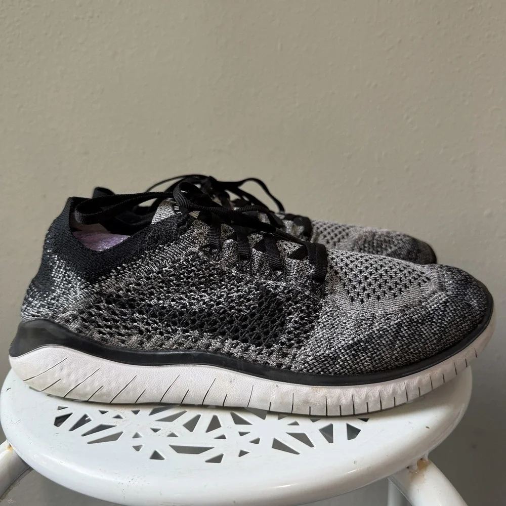 NIKE Free RN Flyknit 2018 Running Shoes Womens 9 White Black Oreo